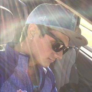 Meet your Posher, Adam